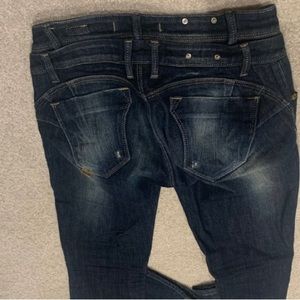 A push up Jeans salsa